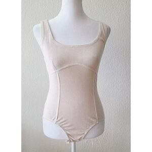 Princess Polly Ribbed Bodysuit Size 6 Exposed Seams Nude Snaps Round Neck‎ Boho